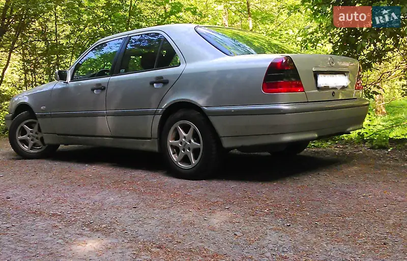 Mercedes-Benz C-Class 1999