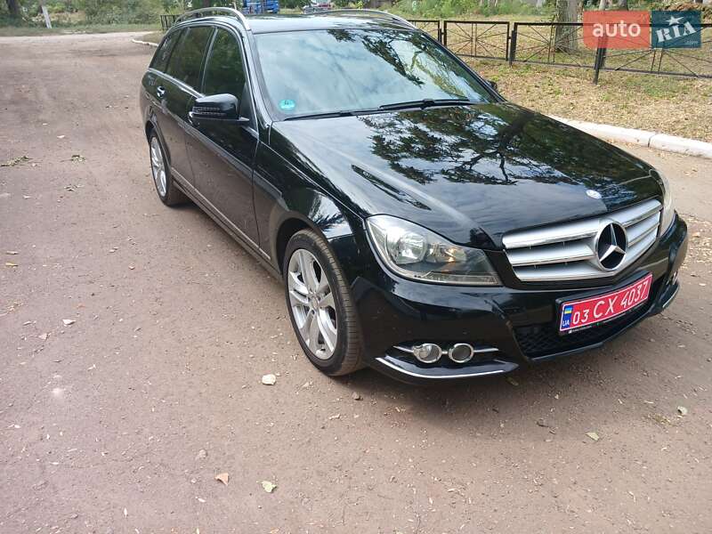 Универсал Mercedes-Benz C-Class 2013 в Баштанке