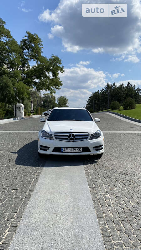 Седан Mercedes-Benz C-Class 2012 в 