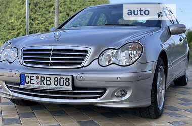 Седан Mercedes-Benz C-Class 2004 в 