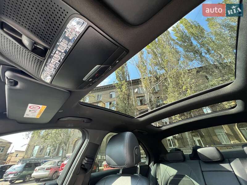 Седан Mercedes-Benz C-Class 2020 в Киеве