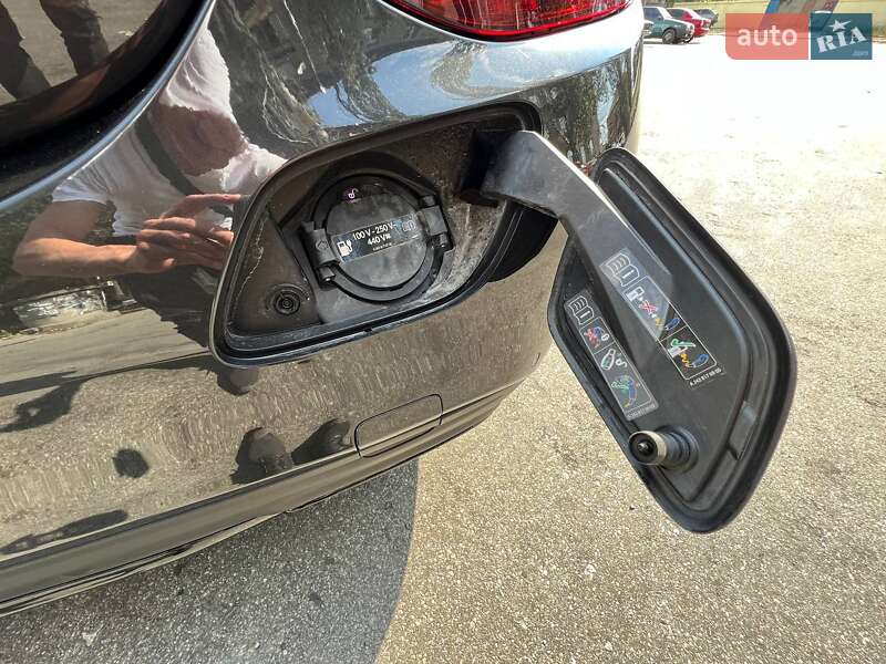 Седан Mercedes-Benz C-Class 2020 в Киеве