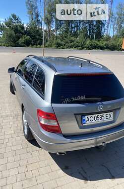 Универсал Mercedes-Benz C-Class 2010 в Турийске