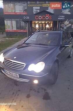 Универсал Mercedes-Benz C-Class 2006 в Перечине