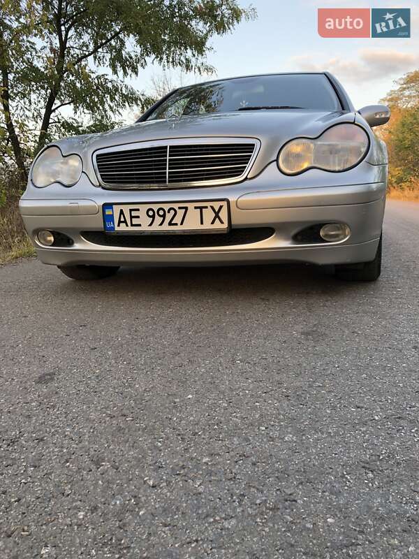 Седан Mercedes-Benz C-Class 2003 в Покровском