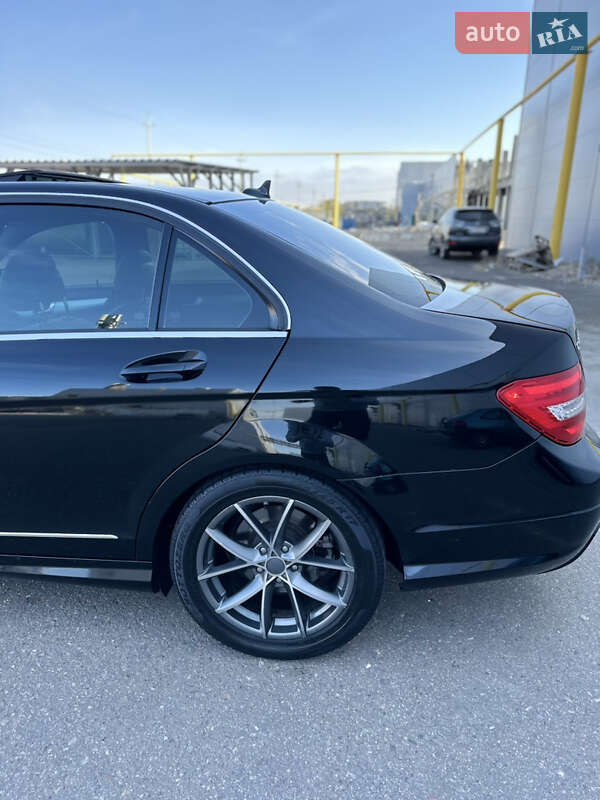Седан Mercedes-Benz C-Class 2014 в Одессе