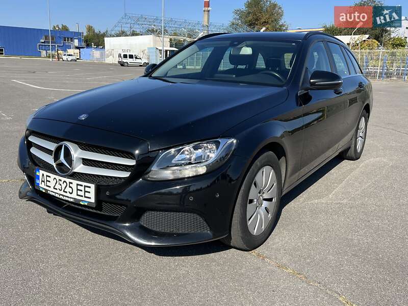 Универсал Mercedes-Benz C-Class 2016 в 