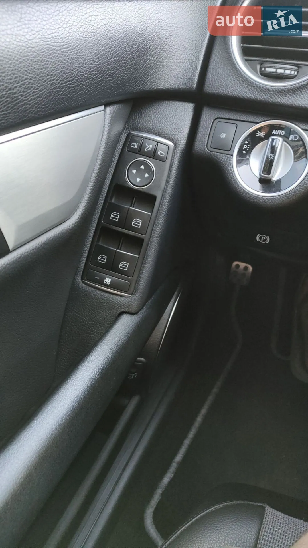 2013 Mercedes-Benz C-klasse - мініатюра 19