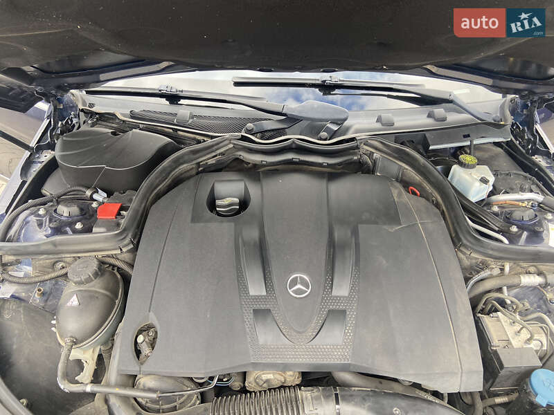Седан Mercedes-Benz C-Class 2007 в Надвірній фото 49 Седан Mercedes-Benz C-Class 2007 в Надвірній