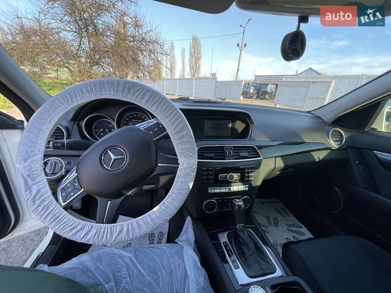 Седан Mercedes-Benz C-Class 2013 в Киеве