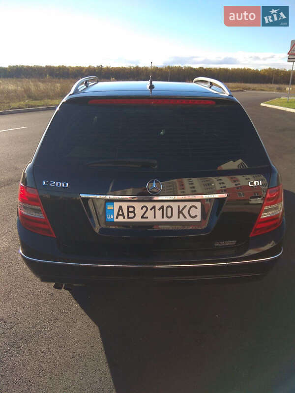Універсал Mercedes-Benz C-Class 2014 в Вінниці