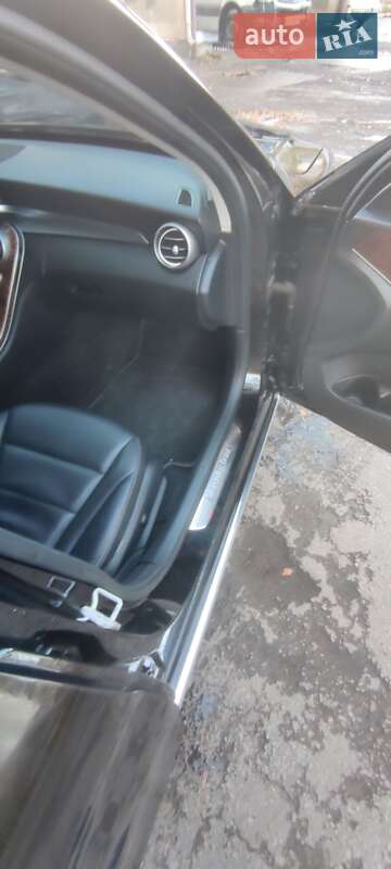 Седан Mercedes-Benz C-Class 2016 в Кременчуге фото 12 Седан Mercedes-Benz C-Class 2016 в Кременчуге