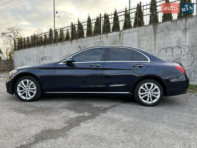 Седан Mercedes-Benz C-Class 2016 в Киеве