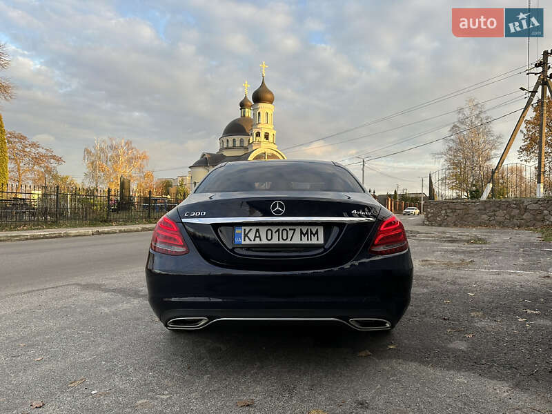 Седан Mercedes-Benz C-Class 2016 в Киеве
