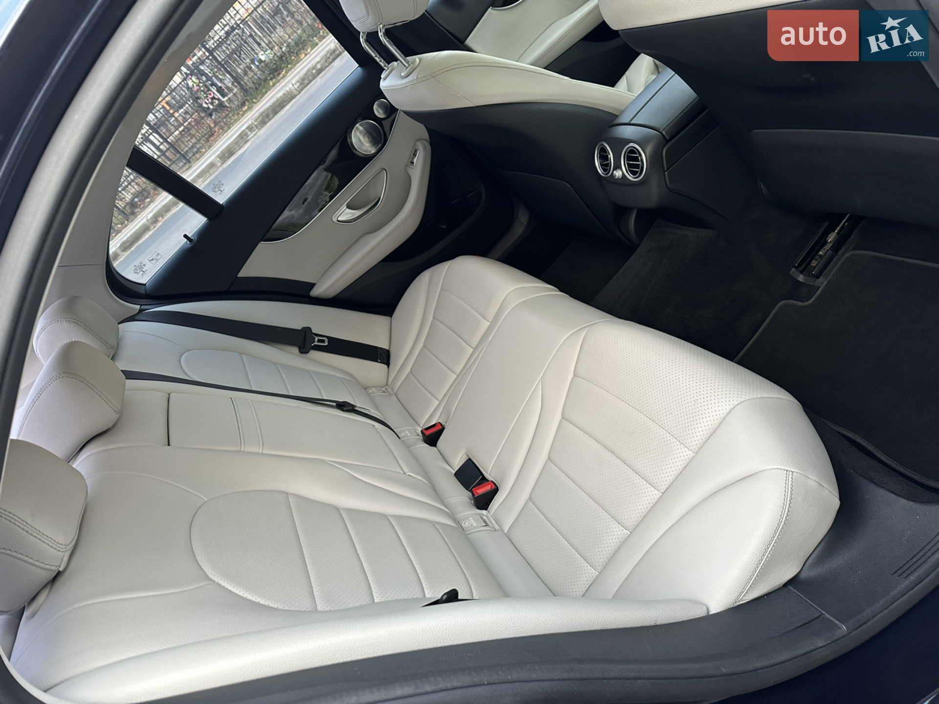 2016 Mercedes-Benz C-klasse - мініатюра 10