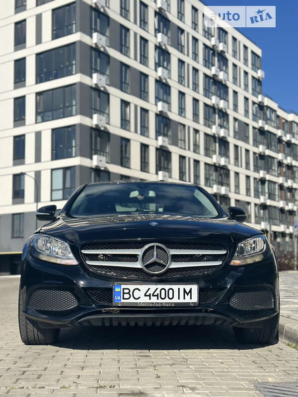 Седан Mercedes-Benz C-Class 2014 в Львове