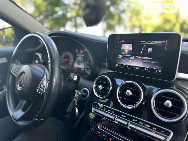 Седан Mercedes-Benz C-Class 2014 в Львове
