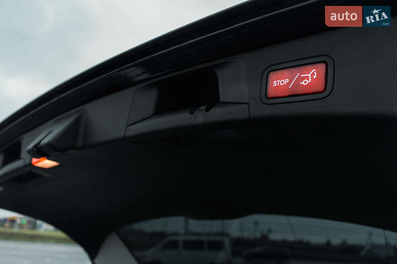 Универсал Mercedes-Benz C-Class 2016 в Львове