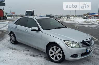 Седан Mercedes-Benz C-Class 2009 в Львове