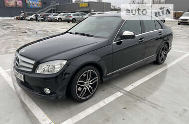 Седан Mercedes-Benz C-Class 2007 в Киеве