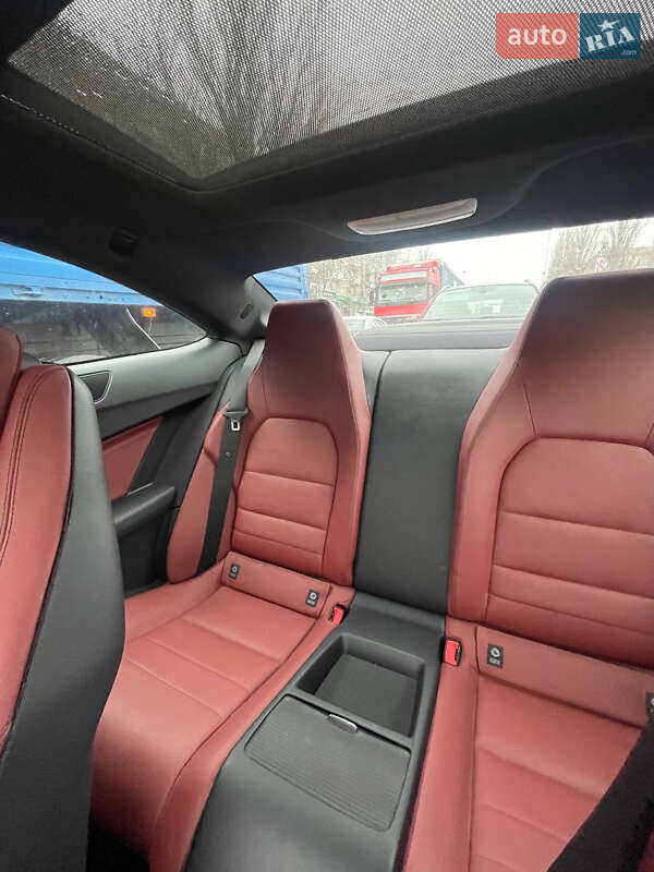 Купе Mercedes-Benz C-Class 2011 в Киеве