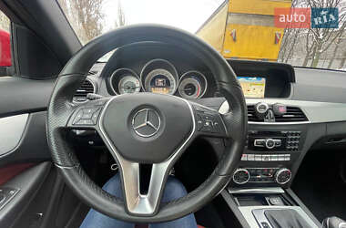 Купе Mercedes-Benz C-Class 2011 в Киеве