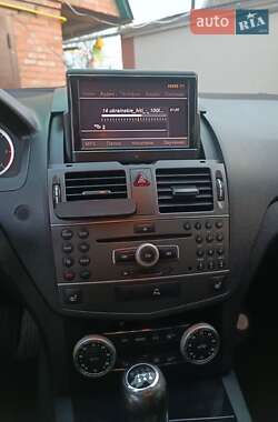 Универсал Mercedes-Benz C-Class 2010 в 