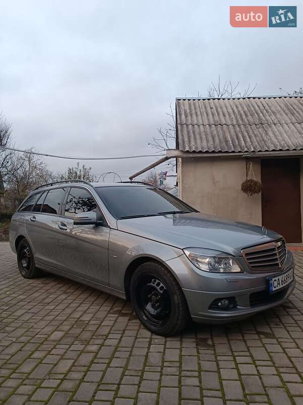 Универсал Mercedes-Benz C-Class 2010 в Городище