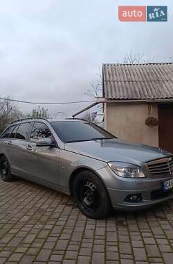 Универсал Mercedes-Benz C-Class 2010 в 