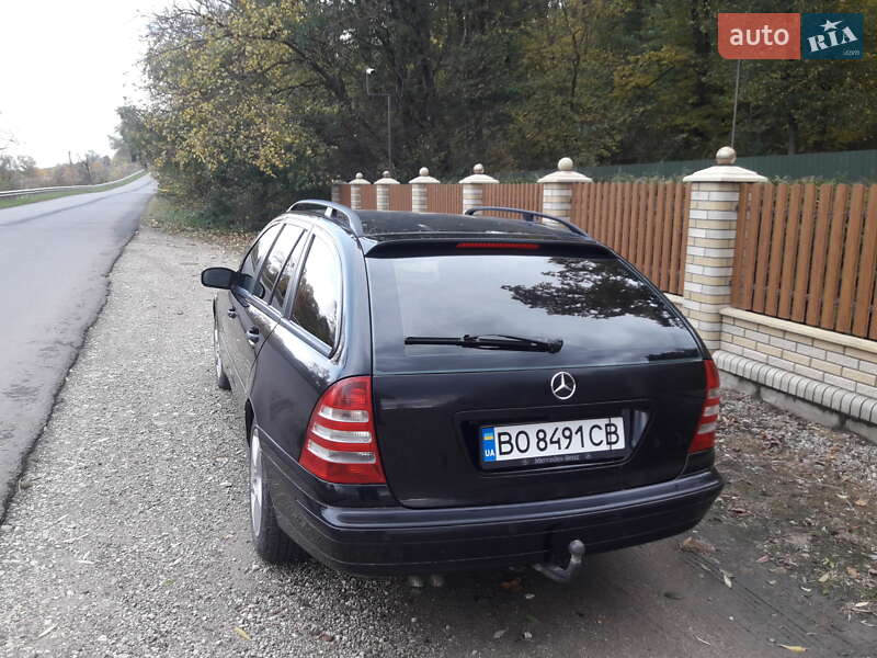 Универсал Mercedes-Benz C-Class 2006 в Коломые