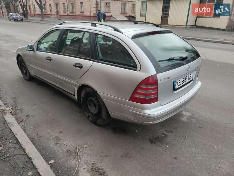 Универсал Mercedes-Benz C-Class 2003 в Киеве