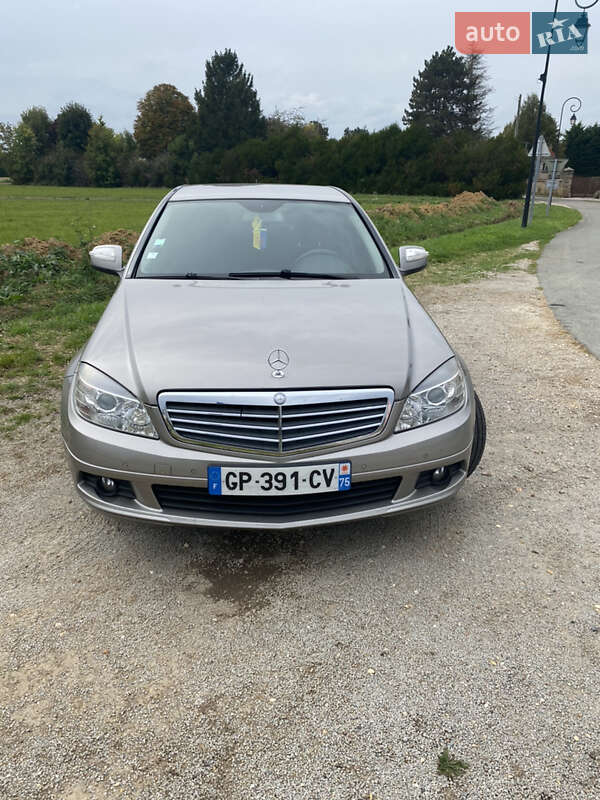 Седан Mercedes-Benz C-Class 2009 в Одессе