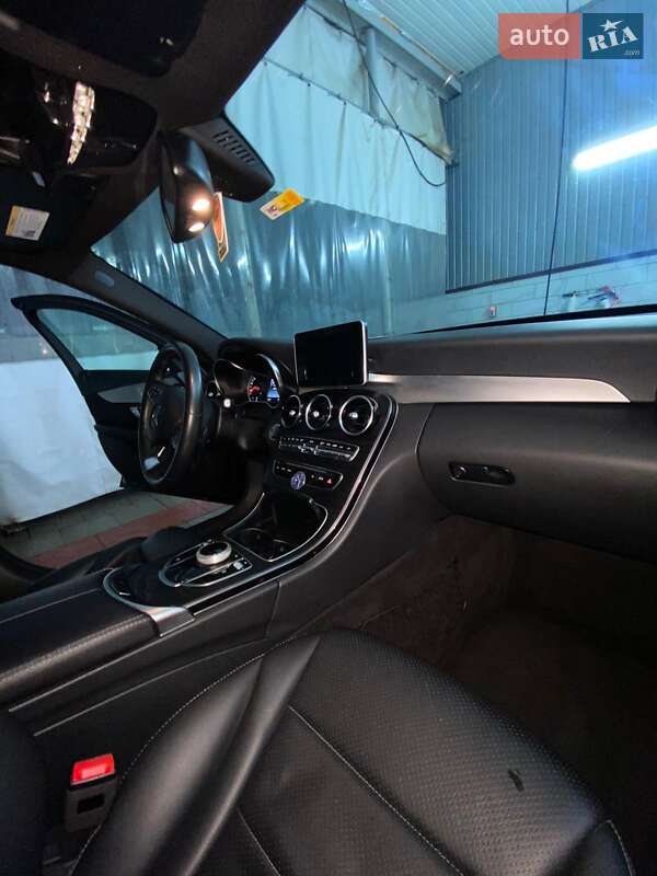Седан Mercedes-Benz C-Class 2018 в Кропивницком