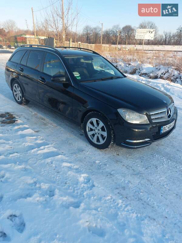 Универсал Mercedes-Benz C-Class 2012 в Стрые