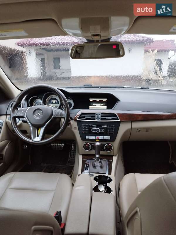 Седан Mercedes-Benz C-Class 2014 в Тячеве