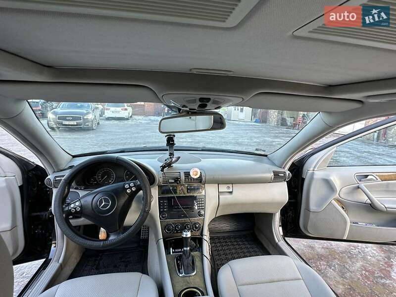Седан Mercedes-Benz C-Class 2007 в Тернополе