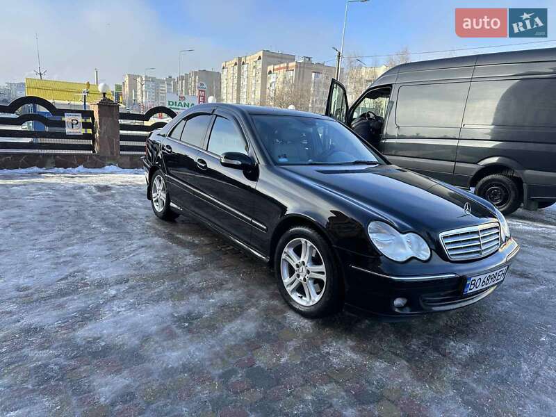 Седан Mercedes-Benz C-Class 2007 в Тернополе