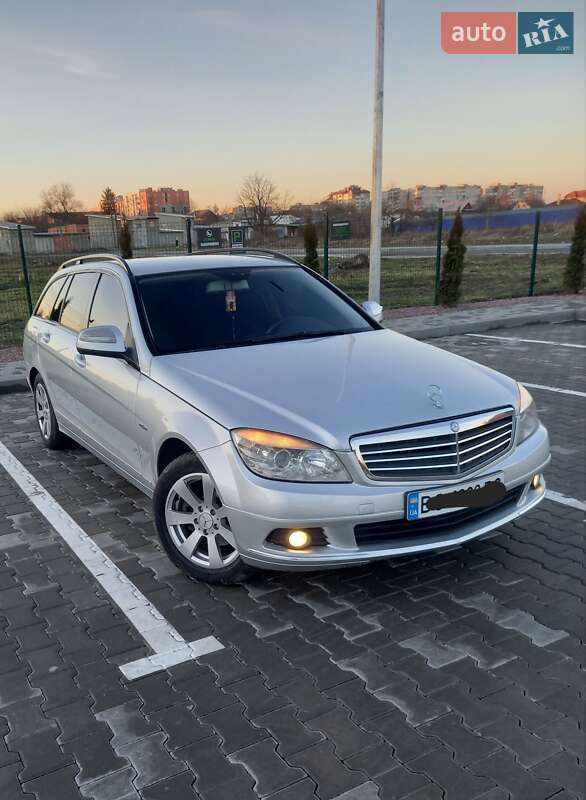 Універсал Mercedes-Benz C-Class 2007 в Стрию