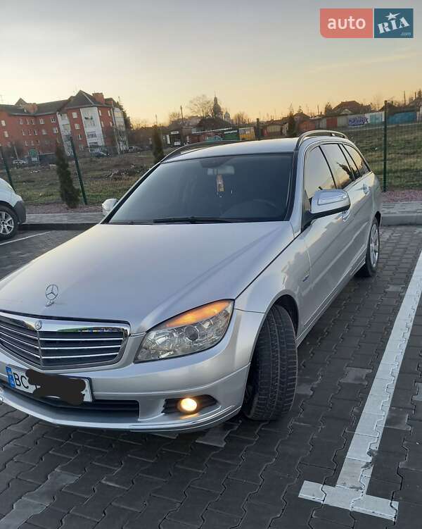 Универсал Mercedes-Benz C-Class 2007 в Стрые