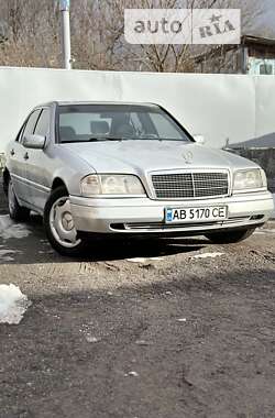 Седан Mercedes-Benz C-Class 1994 в Черноморске