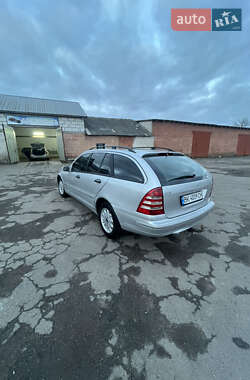 Универсал Mercedes-Benz C-Class 2001 в Рокитном