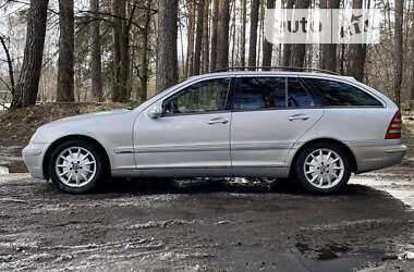 Універсал Mercedes-Benz C-Class 2002 в Лубнах