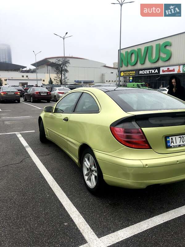 Купе Mercedes-Benz C-Class 2004 в Житомире