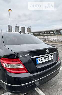 Седан Mercedes-Benz C-Class 2010 в Киеве