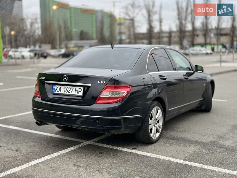 Седан Mercedes-Benz C-Class 2010 в Киеве