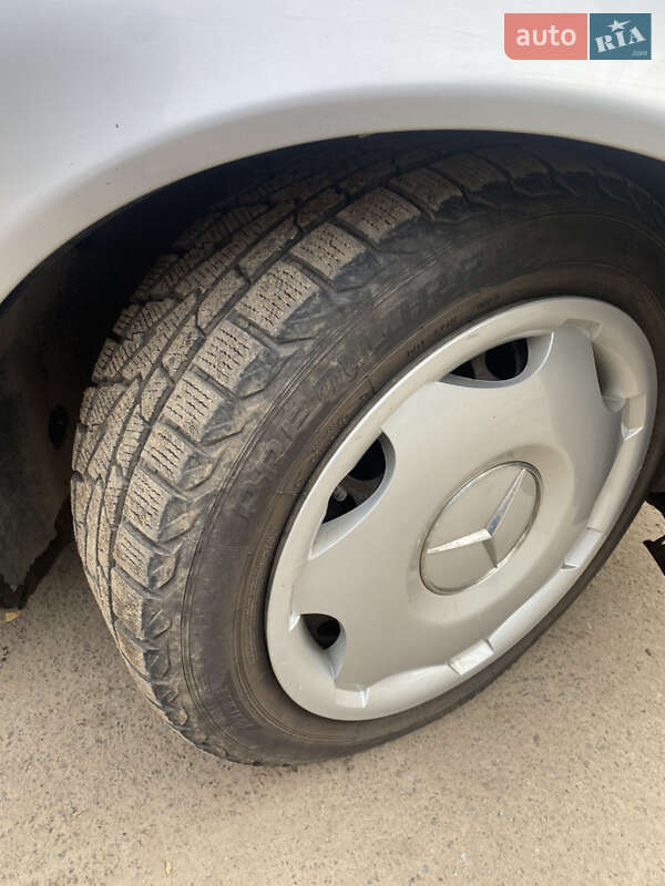 Универсал Mercedes-Benz C-Class 2003 в Яворове