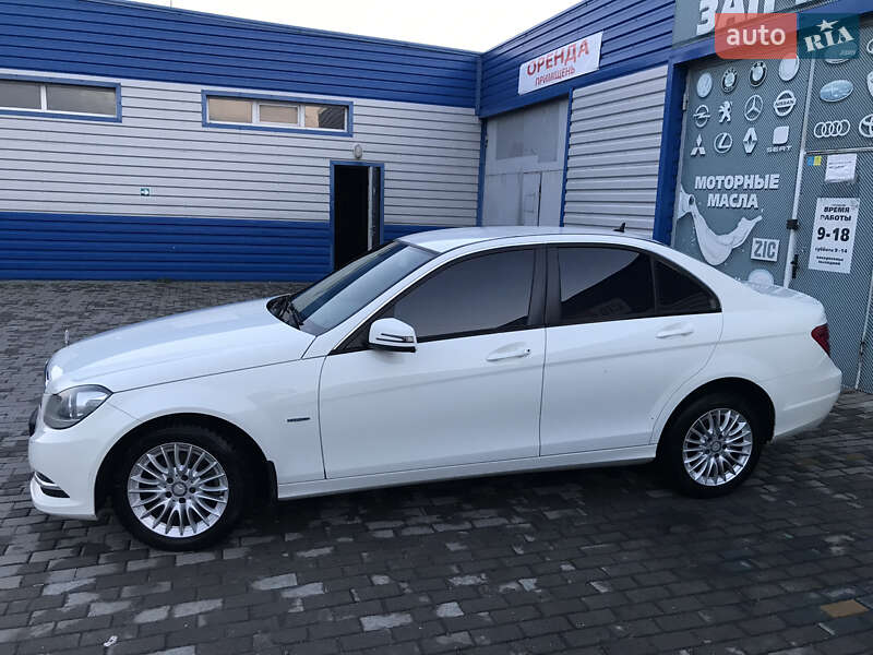 Седан Mercedes-Benz C-Class 2011 в Запорожье