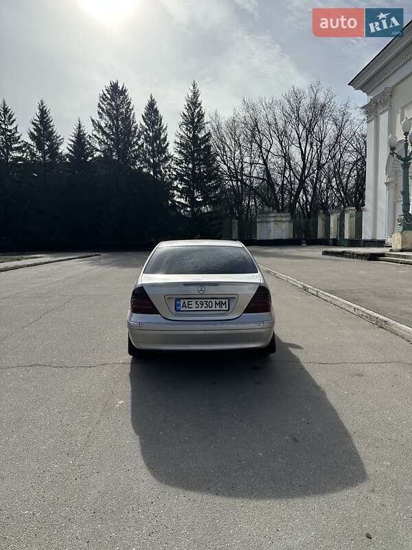 Седан Mercedes-Benz C-Class 2000 в П'ятихатках