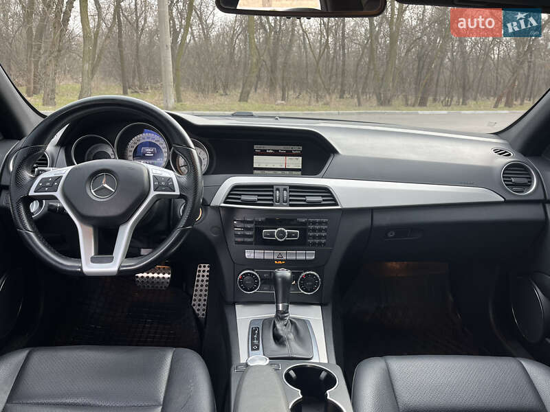 Седан Mercedes-Benz C-Class 2013 в Запорожье фото 16 Седан Mercedes-Benz C-Class 2013 в Запорожье