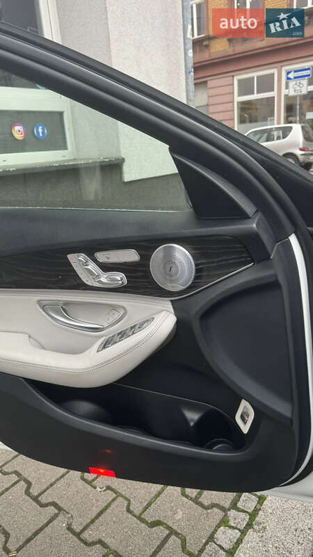 Седан Mercedes-Benz C-Class 2015 в Киеве